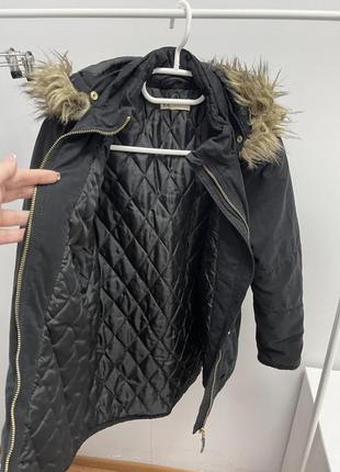 Чорна куртка парка з капюшоном на зиму h&m4 фото