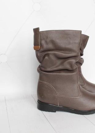 Зимние кожаные ботинки, полусапожки 38 размера2 фото