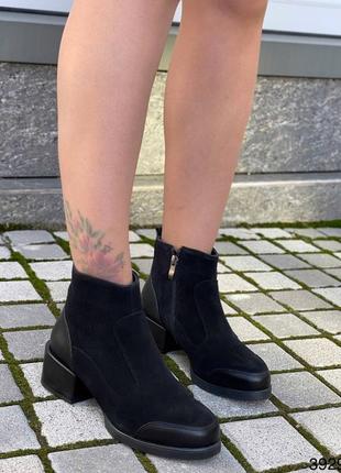 Ботинки женские класические на каблуку2 фото