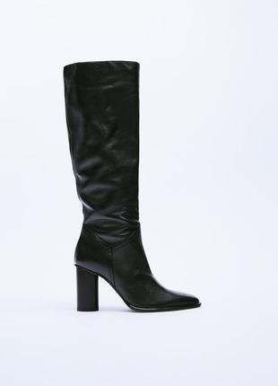 Шкіряні чоботи zara, чорного кольору