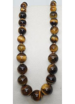 Буси з тигровим оком