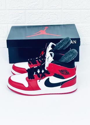 Мужские зимние кроссовки nike jordan retro 1 кросовки найк джордан ретро красные2 фото