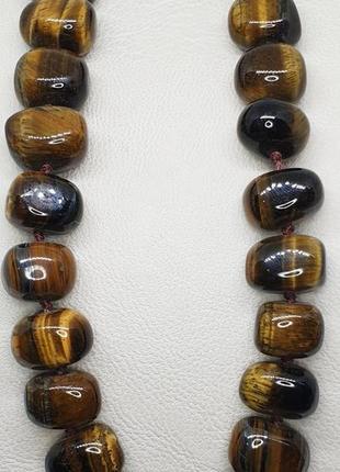 Буси з тигровим оком