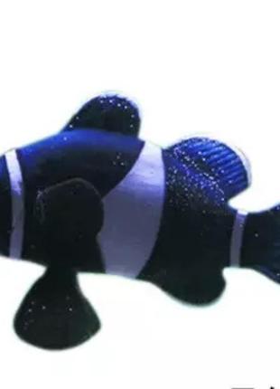 Искусственная рыбка клоун, черная, силиконовая и люминисцентная (светящая )декор в аквариум - размер 4*6 см