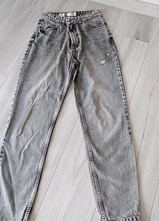 Джинси mom