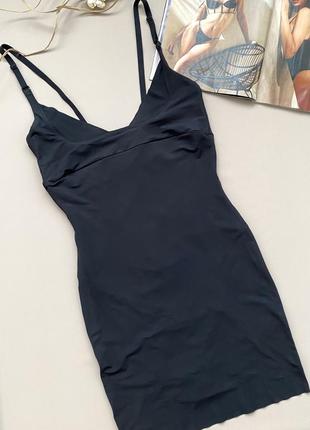 Чорне коригуюче боді-плаття з відкритим бюстом maidenform flexees4 фото