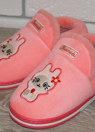 Дитячі кімнатні / домашні тапочки із задником4 фото
