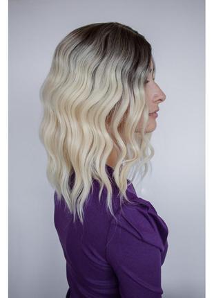 Перука блондинка хвилясте волосся2 фото