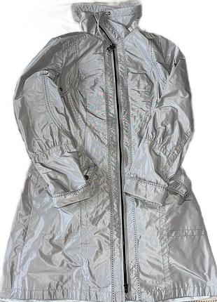 Плащ жіночий