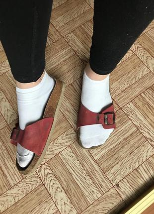 Cандалі шльопанці шкіряні 40