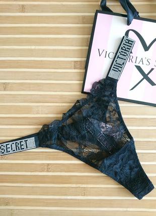 Трусики bombshell shine strap lace thong с камнями стразами victorias secret оригинал