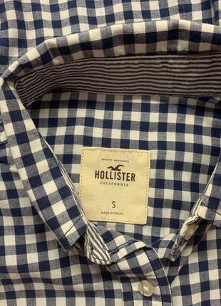 Женская рубашка hollister в бело-синюю клетку размер s6 фото