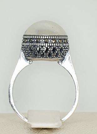 Кольцо серебряное с марказитом 18 5,12 г