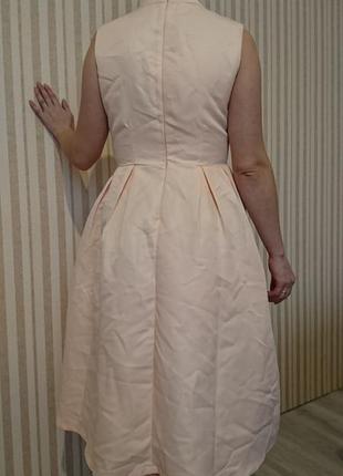 Шикарное нюдовое платье в стиле одри хепберн, boohoo.3 фото