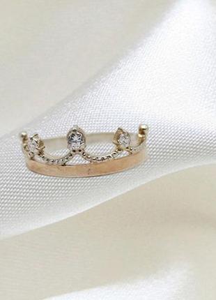 Кольцо серебряное с фианитом 18,5 1,39 г