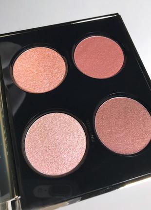 Палитра теней bobbi brown luxe encore в оттенке burgundy.