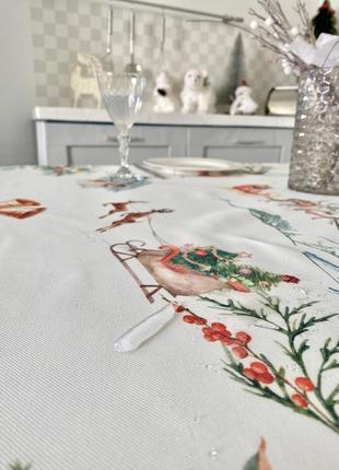Скатерть новогодняя водоотталкивающая с тефлоновым покрытием 150х150 см.