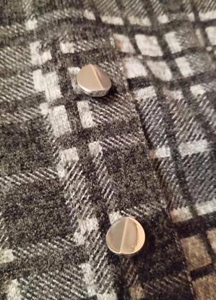 М'який светр в клітинку 2