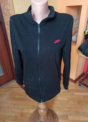 Спортивная кофта фирмы nike