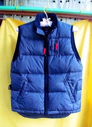Зимний распродаж: пуховый жилет gap, пуховик, 65% пуха, р. xs-s или подростковый