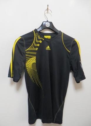 Футболка для тренувань adidas predator розмір s