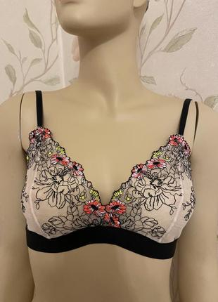 Прозорий ліф, бралет з вишивкою m&s.