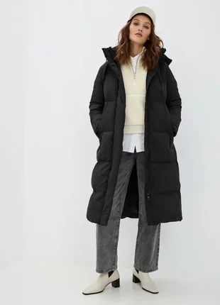 Натуральный пуховик трансфорнер mango