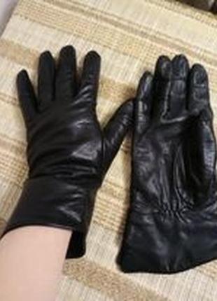 Утеплені жіночі шкіряні перчатки зима
