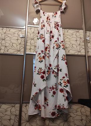 Сукня максі в квітковий принт з вирізом1 фото