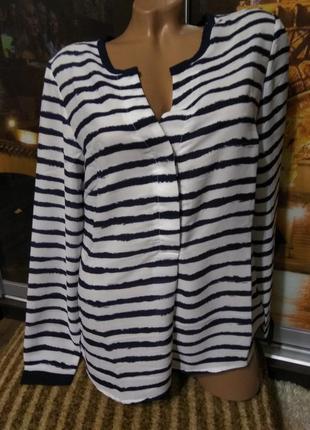 Дуже красива блузка, спідниця, кофточка, кофта, блуза.