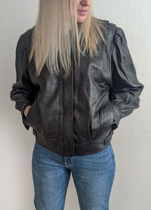 Кожаня черная куртка бомбер , косуха натуральная кожа1 фото
