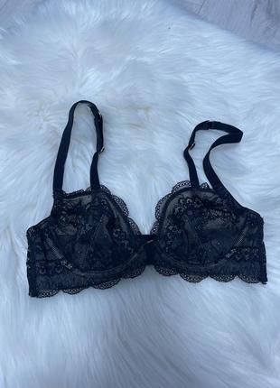 Кружевний бюстгальтер