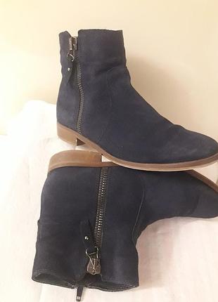 Фірмові черевики, класичні ботинки corbella