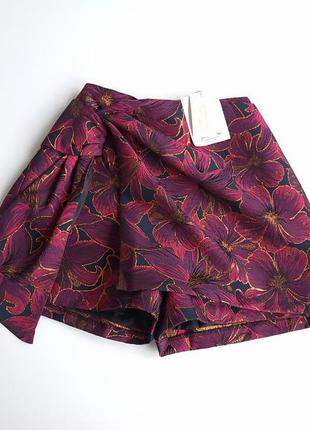 Шорти юбка з принтом stradivarius