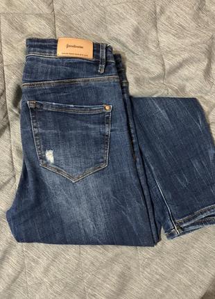 Сині приталені джинси