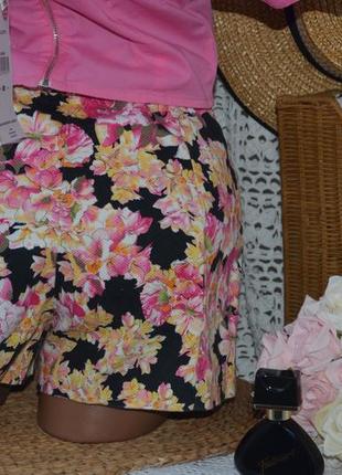 10/36/s-m жіночі фірмові натуральні шорти квітковий принт river island5 фото