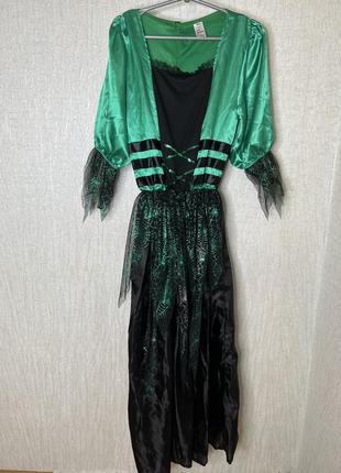 Платье в готическом стиле ведьмы3 фото