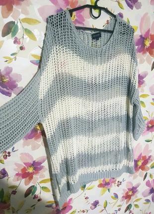 Красивый свитерок