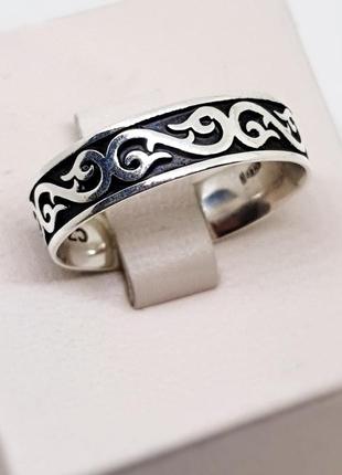 Кольцо серебряное 20 3,77 г 3