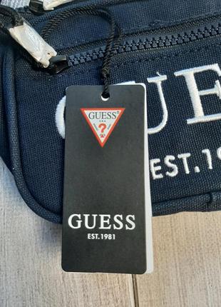 Оригинальная сумка на пояс guess7 фото