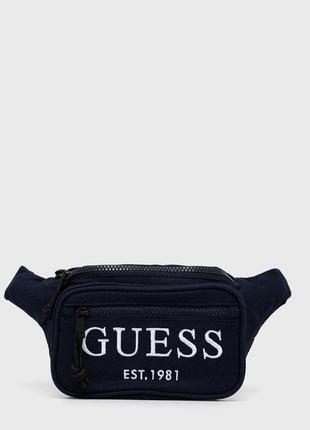 Оригинальная сумка на пояс guess