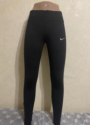 Спортивні лосіни nike