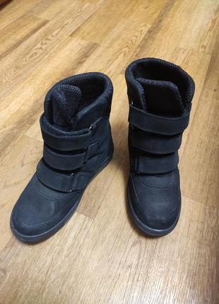 Зимні черевики braska 31розмір