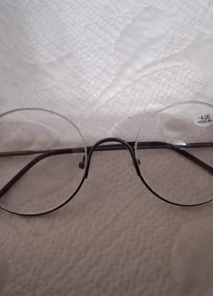 Окуляри з діоптріями (-4.00)