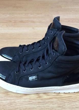 Шкіряні черевики cruyff 40 розміру в ідеальному стані