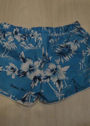 Легкие женские шорты с цветочным рисунком2 фото