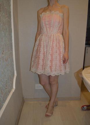 Нарядное кружевное платье с корсетом4 фото