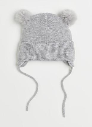 Сіра шапка від hm 2-4роки