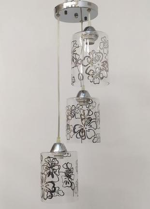 Люстра с подвесными плафонами