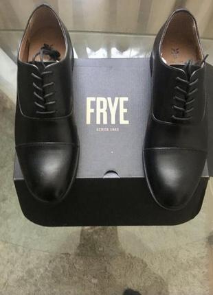 Туфлі frye